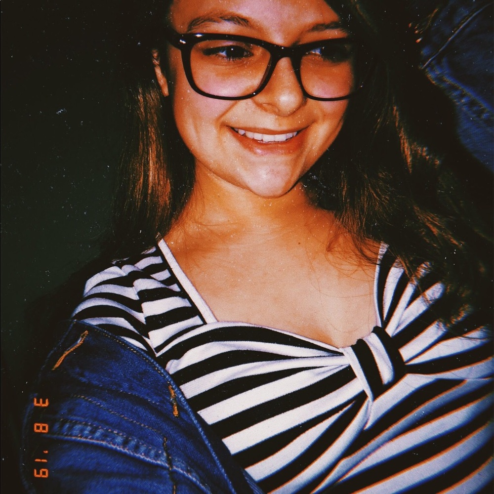 Meet your Posher, Calista